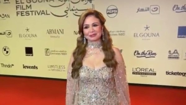 إلهام شاهين تهاجم اللجان الإلكترونية: بعض الناس بتشتغل فيها بسبب البطالة