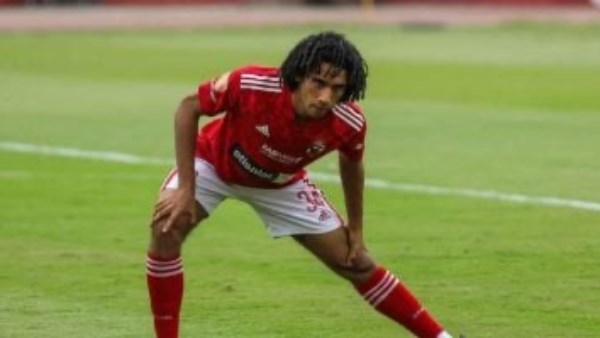 أمير هشام: العروض تنهال على كباكا.. واللاعب ينتظر موقف الأهلي