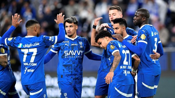 الهلال السعودي يهزم اتحاد جدة 3-2 في دوري روشن