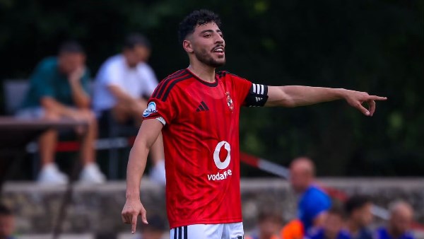 الأهلي يوضح سبب غياب أكرم توفيق عن ودية المقاصة