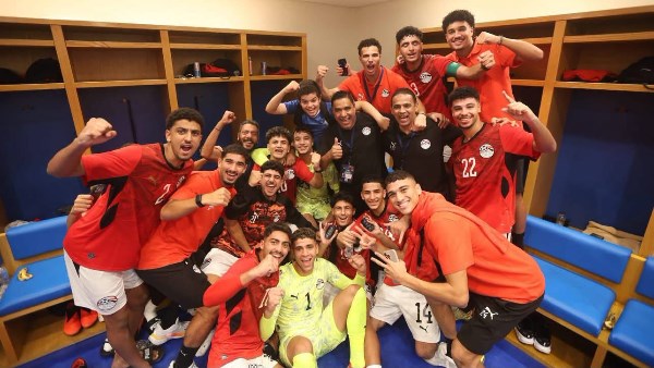 إعلامي يوجه رسالة بعد معسكر منتخب مصر: «بلاش نخبي التراب تحت السجادة»