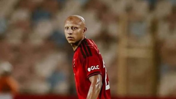 عمرو الجزار يكشف كواليس رحلته من المعاناة إلى الأهلي.. مفاوضات الزمالك وصدمة الرباط الصليبي