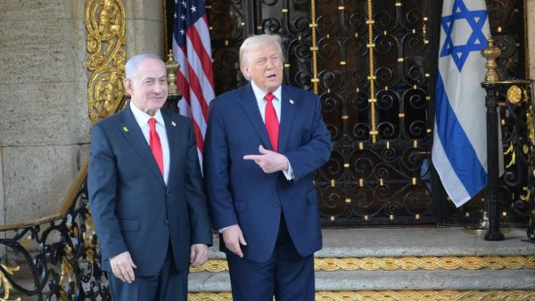 ترامب يدعو الإسرائيليين للتصويت لنتنياهو في انتخابات الثلاثاء: علينا إنهاء المهمة معا