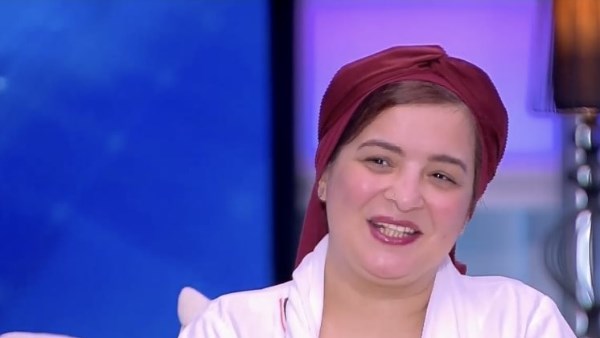 «ملهاش يد في الموضوع».. داليا إبراهيم تكشف حقيقة اعتزالها بسبب حنان ترك