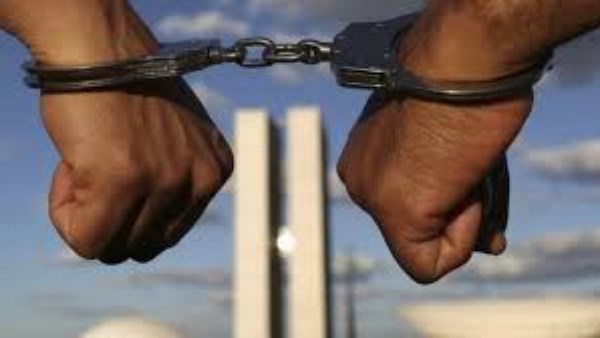ضبط المتهم بالاعتداء على ابنة زوجته والتسبب في وفاتها.. ماذا حدث؟