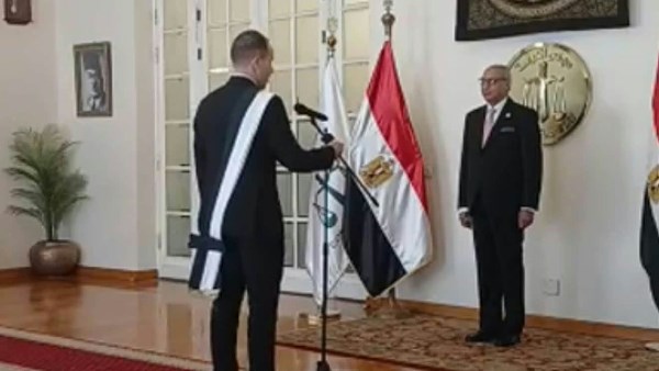 زغاريد من أسر المندوبين المساعدين الجدد بقصر الأميرة فوقية.. احتفالًا بحلف اليمين