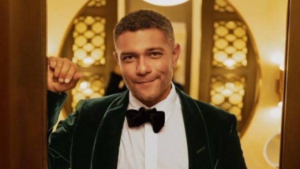 آسر ياسين يغادر مهرجان الجونة بعد حفل الافتتاح لاستكمال تصوير عسل أحمر مع هند صبري| خاص