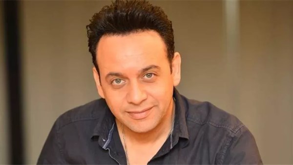 مصطفى قمر يعلن وفاة نجل عمته وزوج شقيقته ويوجه رسالة مؤثرة للجمهور