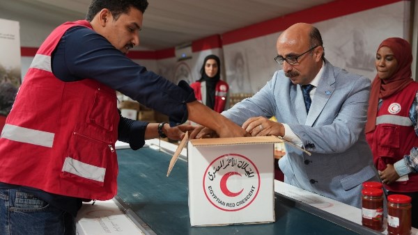 الأولمبياد الخاص والهلال الأحمر يبحثان تعزيز التعاون المشترك وتوقيع بروتوكول تعاون