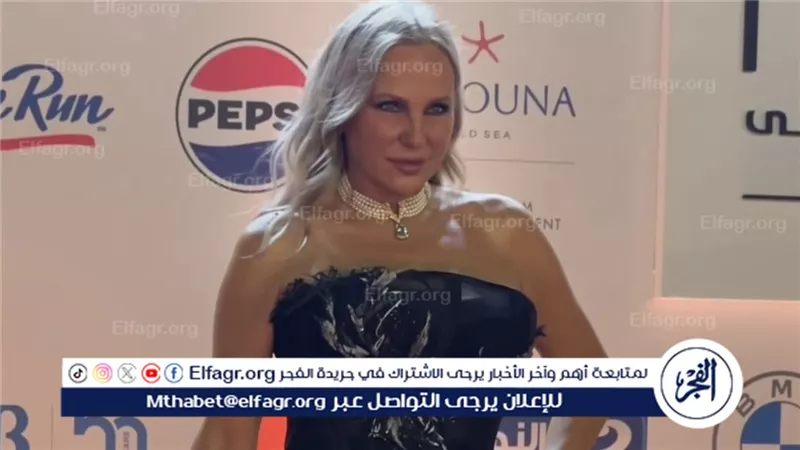 حد بيشتري لي منكم حاجة؟.. شيرين رضا ترد على انتقادات إطلالاتها بحفل افتتاح مهرجان الجونة السينمائي