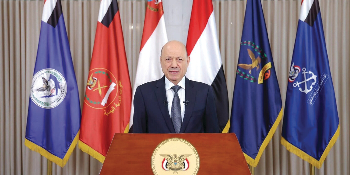 العليمي يعلن بدء العمليات العسكرية لاستعادة الدولة اليمنية