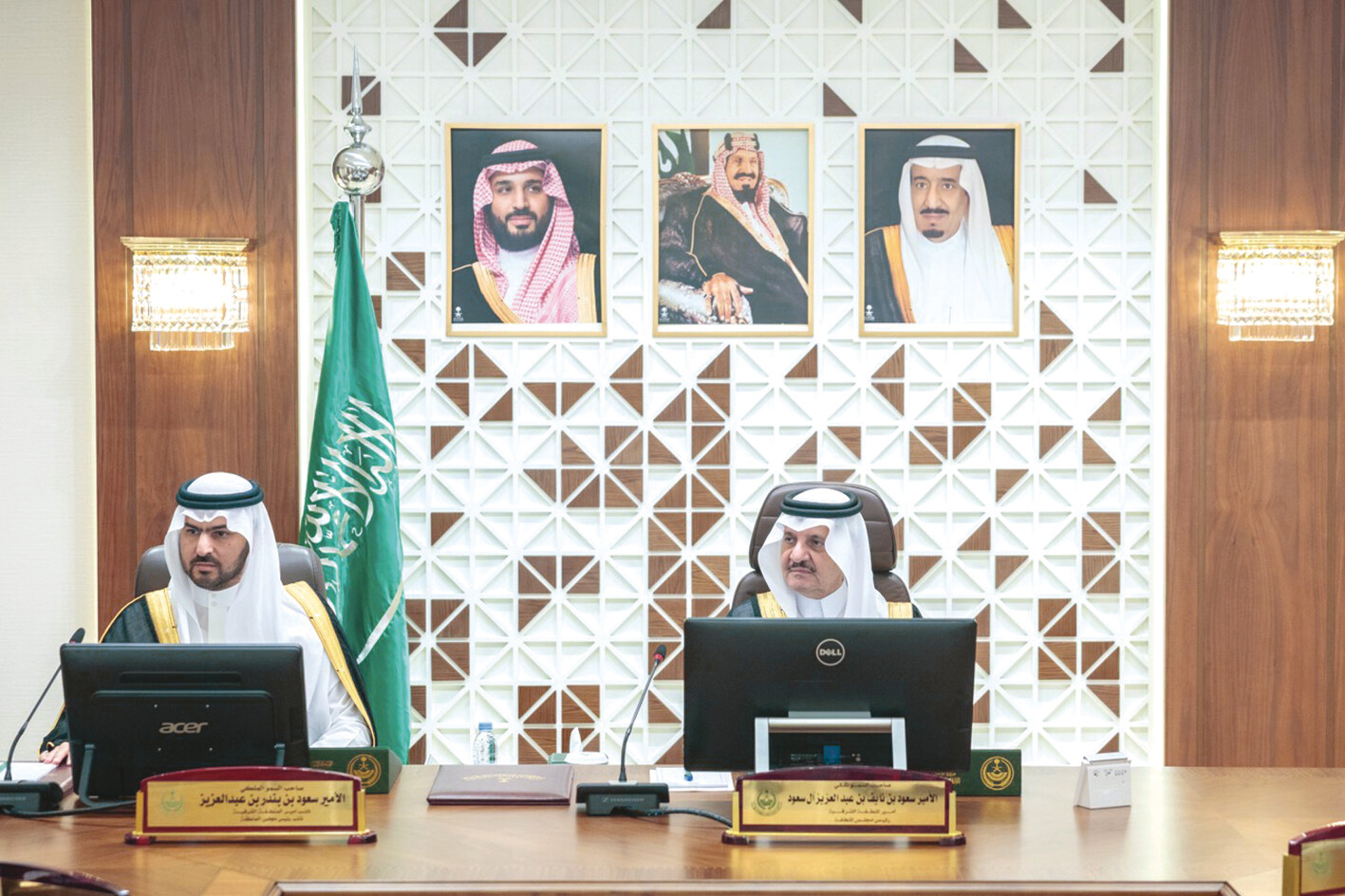 أمير الشرقية يطّلع على جهود “البيئة”.. ويترأس اجتماع المحافظين