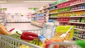 أسعار السلع الغذائية اليوم الجمعة.. تراجع العدس والزيت واستقرار الدقيق والسكر