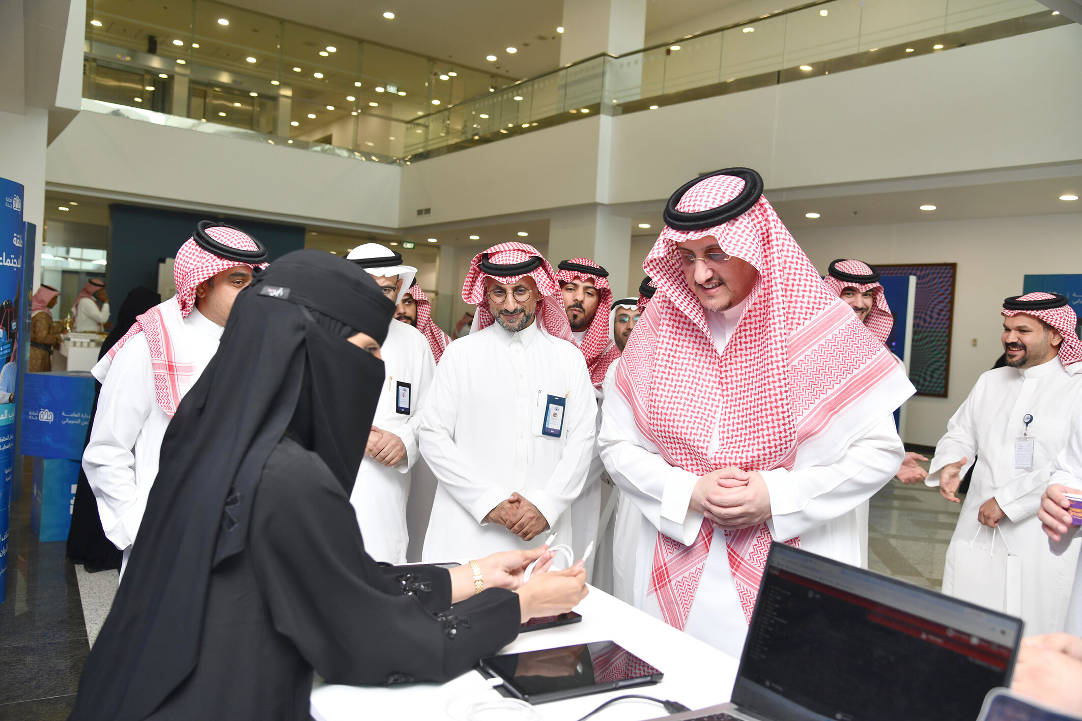 أمانة جدة ترسّخ الوعي السيبراني