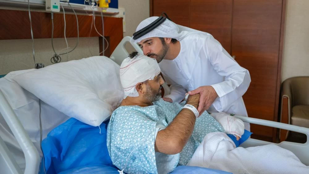 Hamdan bin Mohammed visits flydubai pilot, praises his courage and responsibility