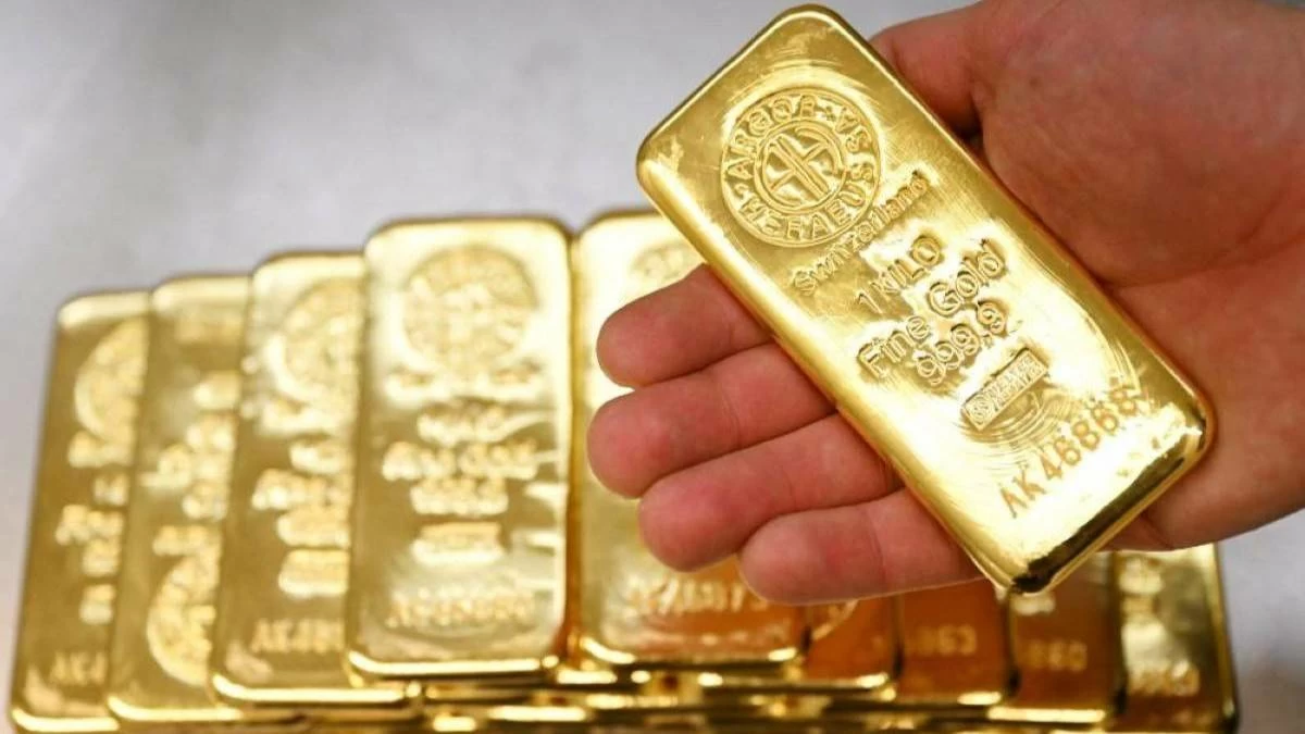 UAE gold and silver prices decline