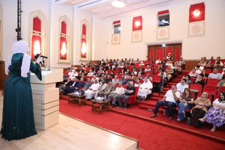 قصائد مطرّزة بالحنين في بيت الشعر