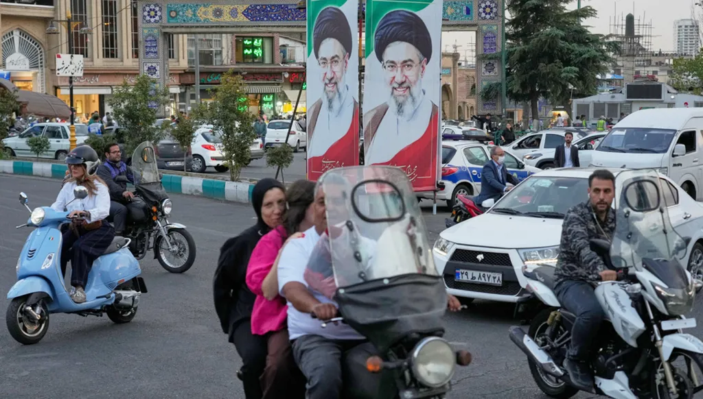 U.S. and Israel advance war preparations: Could three days of fighting force Iran to back down?