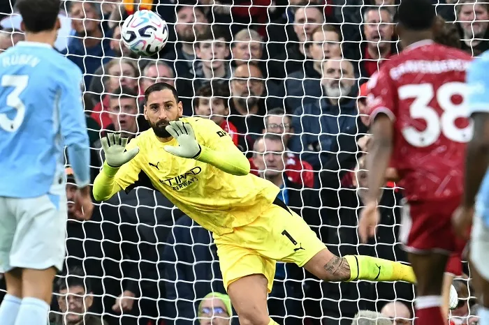 EPL: Man City stun Liverpool 3-0