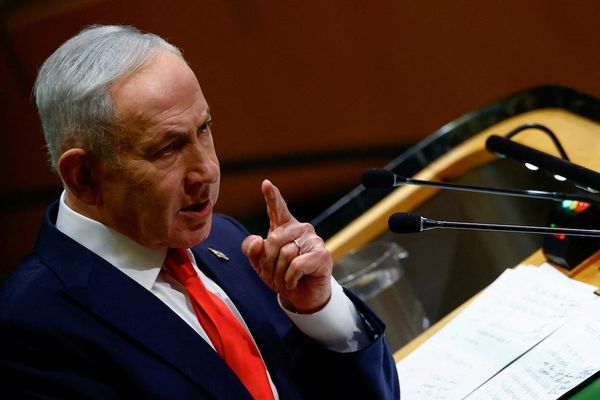نتنياهو يتقدم لأول مرة منذ أشهر في استطلاعات إسرائيل
