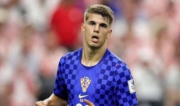 ريال مدريد وبرشلونة وليفربول تتنافس على ضم الكرواتي لوكا فوسكوفيتش مدافع برايتون