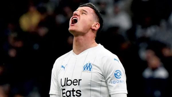 توفان يتألق مع لانس ويجدد طموحه بالعودة لمنتخب فرنسا تحت قيادة زيدان