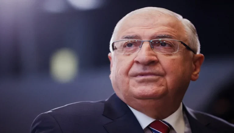 وزير الدفاع التركي: لا اشتباك مع الحوثيين وفق اتفاقية “مكة”