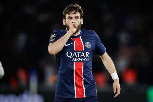 بعد إصابته أمام برشلونة.. باريس سان جيرمان يعلن نجاح جراحة كفاراتسخيليا