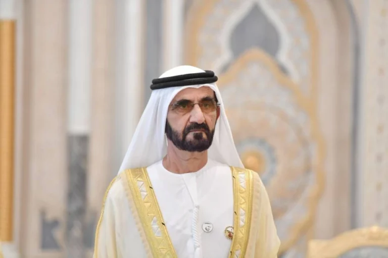 محمد بن راشد داعياً لرفع علم الإمارات: 3 نوفمبر.. لحظة وطنية تجسد فخرنا وولاءنا