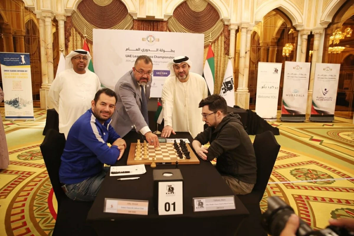 الشارقة ودبي تتصدران دوري الشطرنج