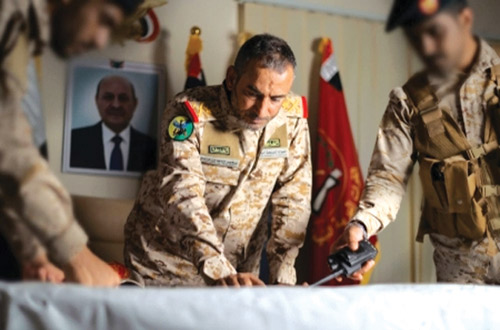 القوات المسلحة اليمنية باتجاه معسكر «ماس» الاستراتيجي غربي محافظة مأرب