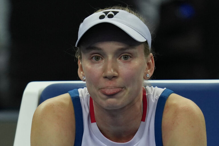Top-ranked Rybakina into Ningbo quarter-finals on return from injury