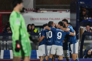 Man United’s crisis deepens with 4-1 loss at Champions League newcomer Como