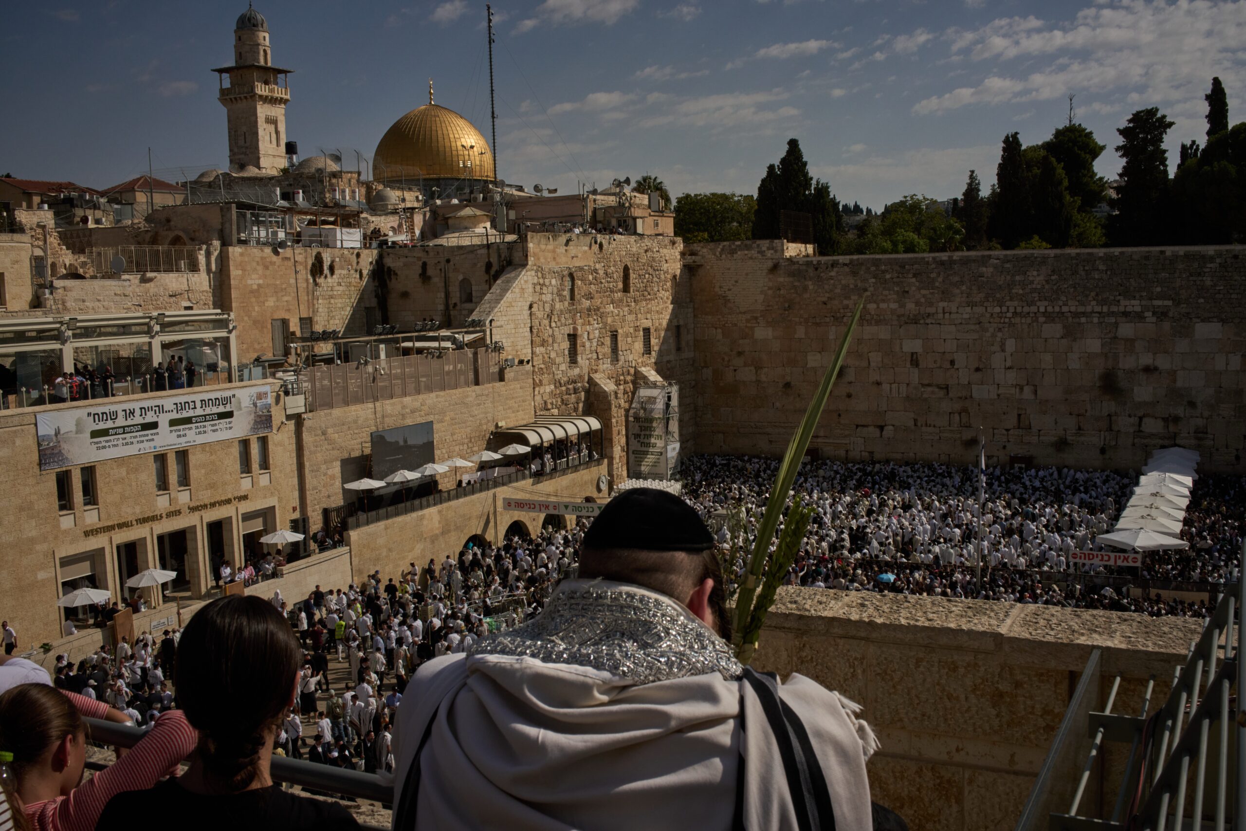 Israel carried out 26 Al-Aqsa incursions, banned 150 calls to prayer at Ibrahimi Mosque in September: ministry