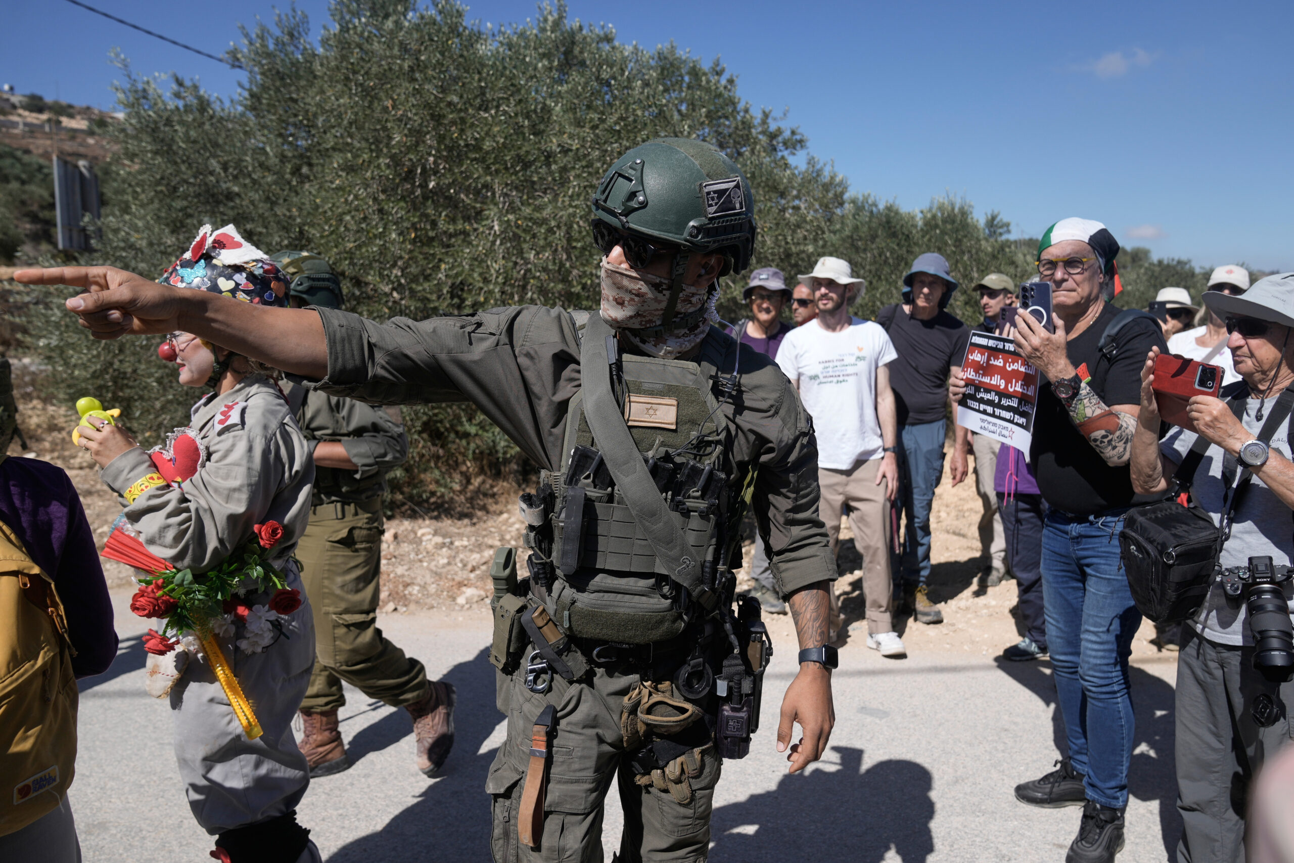 Israel bars international delegation from entering West Bank