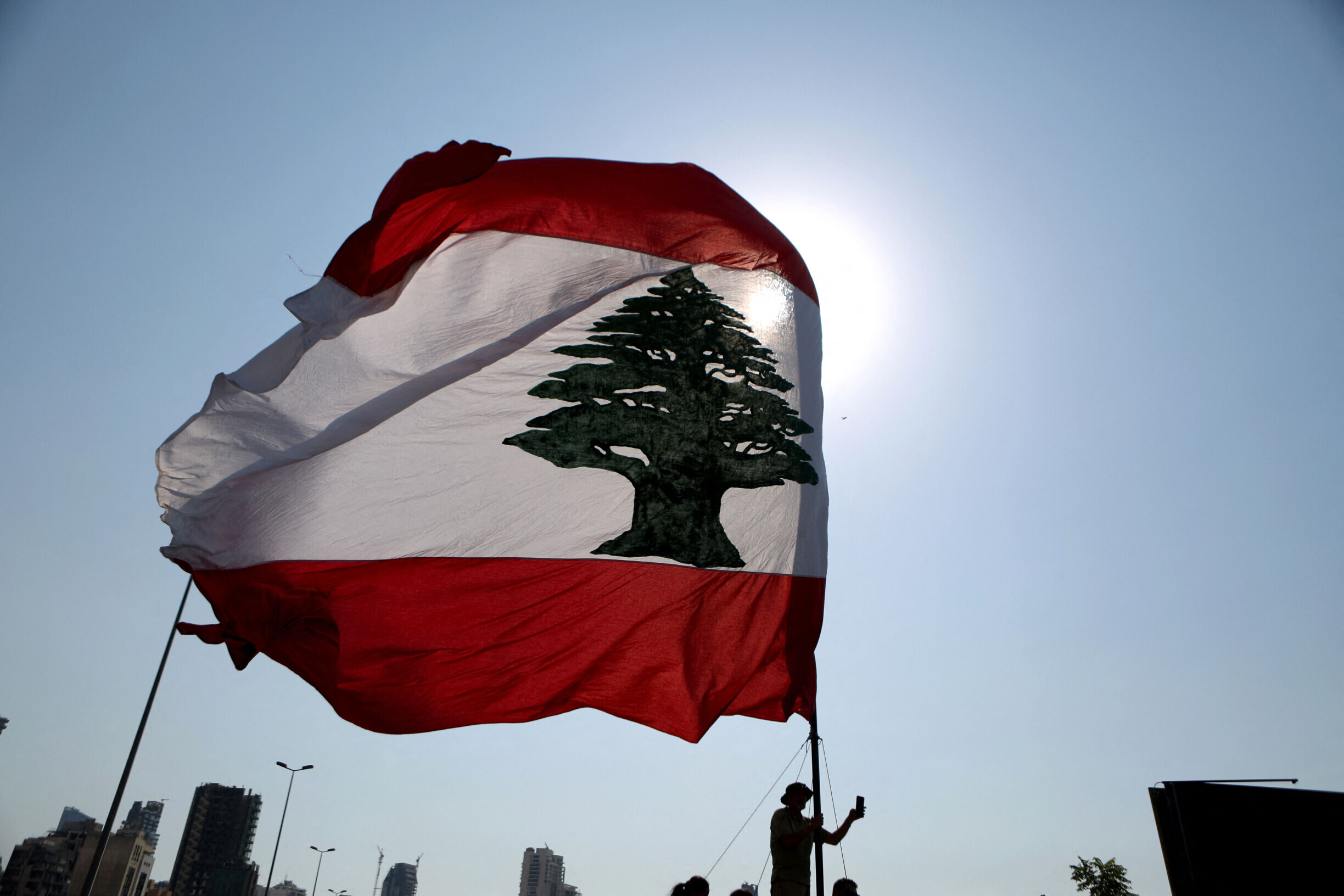 الجمهورية | هوامش المناورة تتضاءل أمام لبنان
