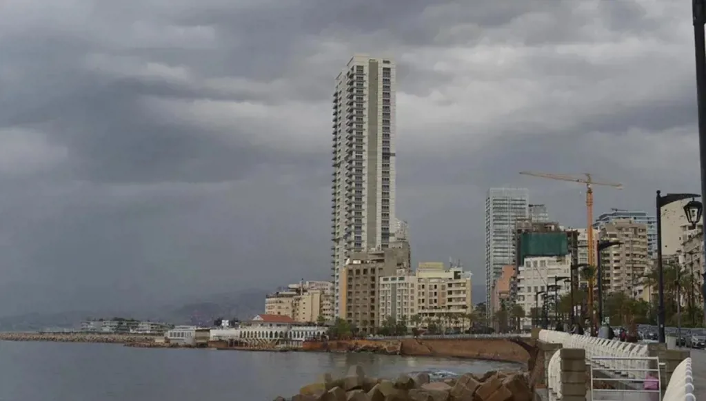 لبنان على موعد مع منخفض جوي لأيام… أمطار غزيرة ورياح ناشطة