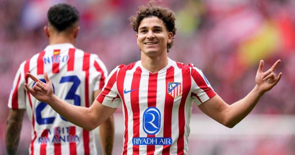 بعد تصريحاته بشأن الانتقال إلى برشلونة.. جوليان ألفاريز يعتذر لجماهير أتلتيكو مدريد