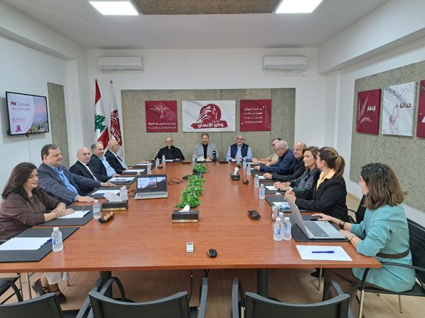 من أزمة النفايات إلى برد الشتاء.. “وطن الإنسان” يحذّر من تفاقم الأعباء على اللبنانيين