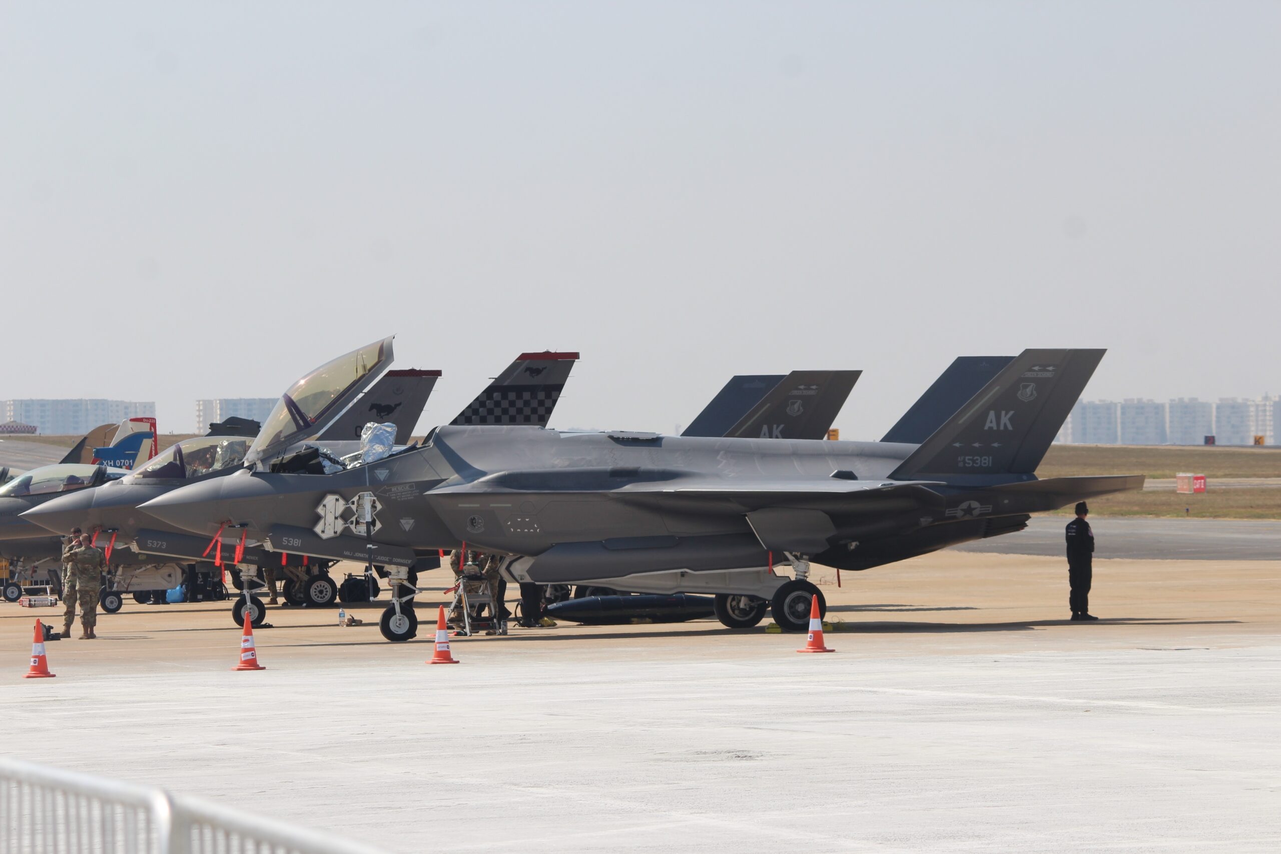 850 Stealth fighters—and no final price: Inside America’s F-35 Megaplan