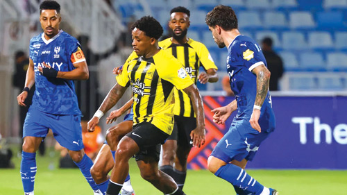 الهلال والاتحاد في لقاء الصدارة.. النصر يلتقي الدرعية.. والقادسية يواجه الخلود