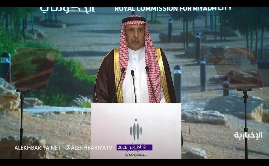 السلطان: الرياض ستشهد انفراجًا مرورياً قريباً.. و330 موقعاً لمشاريع طرق بأطوال 700 كيلومتر