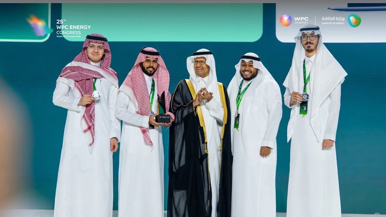 طالبان من حلقات «خيركم» يحصدان المركز الأول في تحدي استقرار شبكة الطاقة
