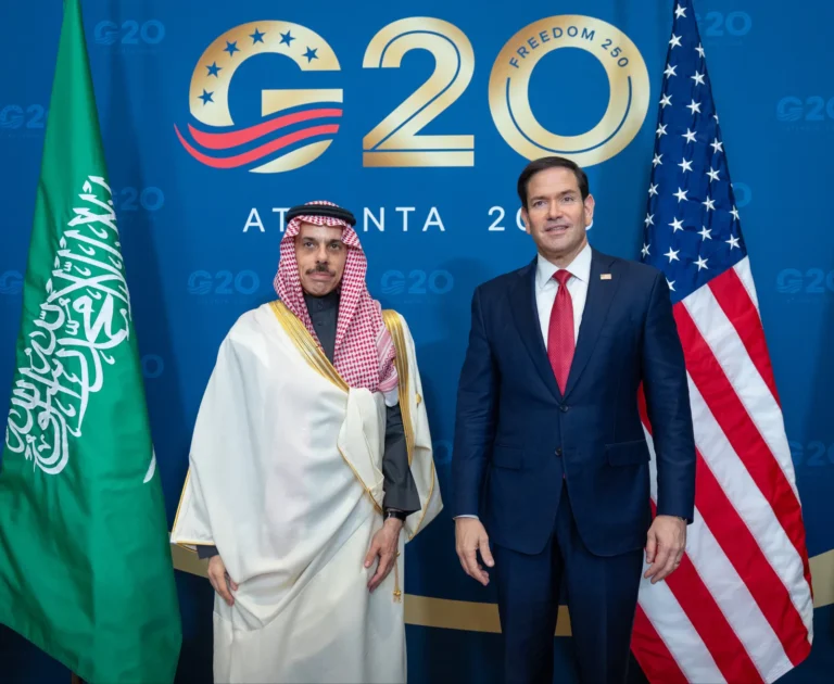 وزير الخارجية يلتقي “روبيو” ويوقّعان عقد مشاركة أمريكا في إكسبو 2030 الرياض