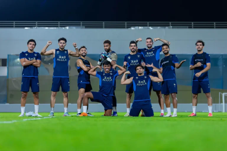 العلا يتصدر دوري الدرجة الأولى بـ18 نقطة والوحدة يكتسح الطائي بسداسية
