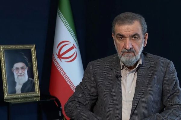 رضائي يحسمها: لا مفاوضات قبل تلبية شروط إيران